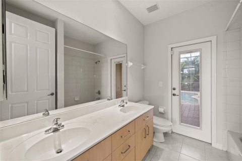 Villa ou maison à vendre à Cape Coral, Floride: 3 chambres, 210.14 m2 № 2109427 - photo 16