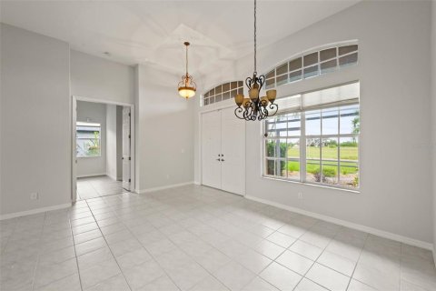 Villa ou maison à vendre à Cape Coral, Floride: 3 chambres, 210.14 m2 № 2109427 - photo 11