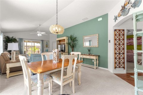 House in The Villages, Florida 2 bedrooms, 113.34 sq.m. № 1802959 - photo 16