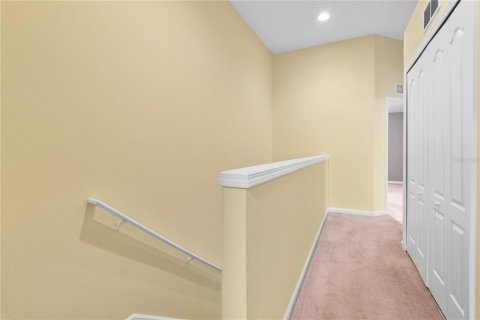 Townhouse in Wesley Chapel, Florida 3 bedrooms, 147.53 sq.m. № 1909317 - photo 17