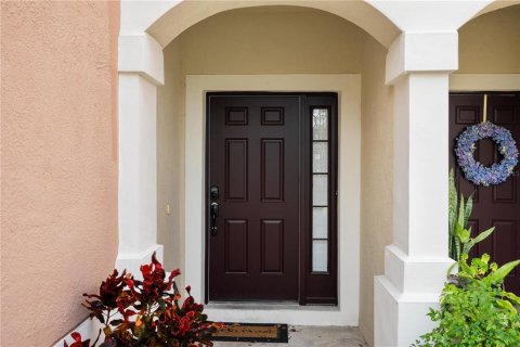 Townhouse in Wesley Chapel, Florida 3 bedrooms, 147.53 sq.m. № 1909317 - photo 3