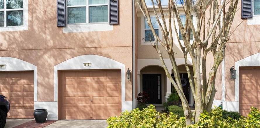 Townhouse in Wesley Chapel, Florida 3 bedrooms, 147.53 sq.m. № 1909317