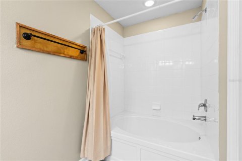 Townhouse in Wesley Chapel, Florida 3 bedrooms, 147.53 sq.m. № 1909317 - photo 23