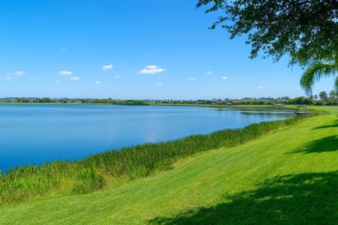 Villa ou maison à vendre à Riverview, Floride: 6 chambres, 414.9 m2 № 2330627 - photo 8