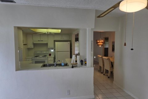 House in Tamarac, Florida 2 bedrooms, 100.52 sq.m. № 2401244 - photo 21