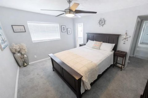 Villa ou maison à louer à Clearwater, Floride: 4 chambres, 189.71 m2 № 2104814 - photo 17