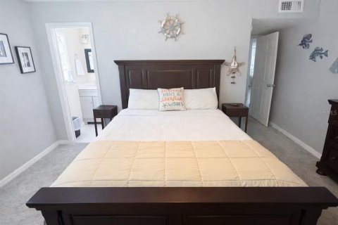 Villa ou maison à louer à Clearwater, Floride: 4 chambres, 189.71 m2 № 2104814 - photo 18
