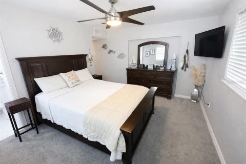 Villa ou maison à louer à Clearwater, Floride: 4 chambres, 189.71 m2 № 2104814 - photo 16