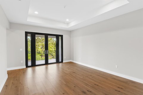 House in Boca Raton, Florida 5 bedrooms, 361.2 sq.m. № 2169911 - photo 26