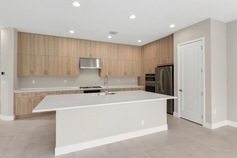 House in Boca Raton, Florida 5 bedrooms, 361.2 sq.m. № 2169911 - photo 9