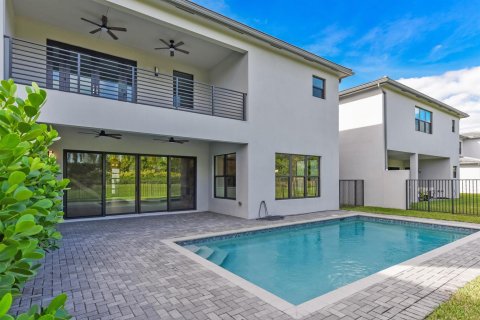 House in Boca Raton, Florida 5 bedrooms, 361.2 sq.m. № 2169911 - photo 22