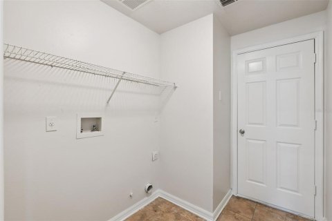 Villa ou maison à vendre à Sanford, Floride: 4 chambres, 181.9 m2 № 2277551 - photo 21