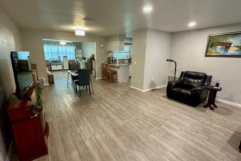 Casa en venta en Beverly Hills, Florida, 2 dormitorios, 149.02 m2 № 1791374 - foto 4