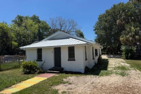 House in Sanford, Florida 2 bedrooms, 102.94 sq.m. № 1905306 - photo 1
