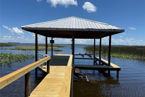 Villa ou maison à louer à Lake Placid, Floride: 3 chambres, 130.06 m2 № 1899401 - photo 1