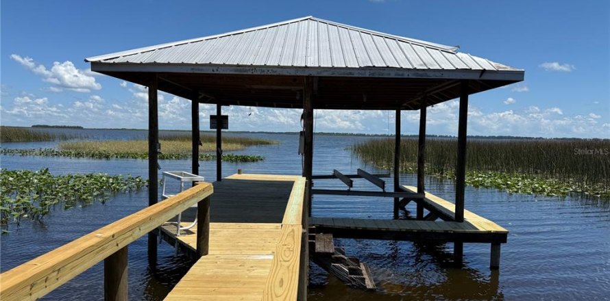 Casa en Lake Placid, Florida 3 dormitorios, 130.06 m2 № 1899401