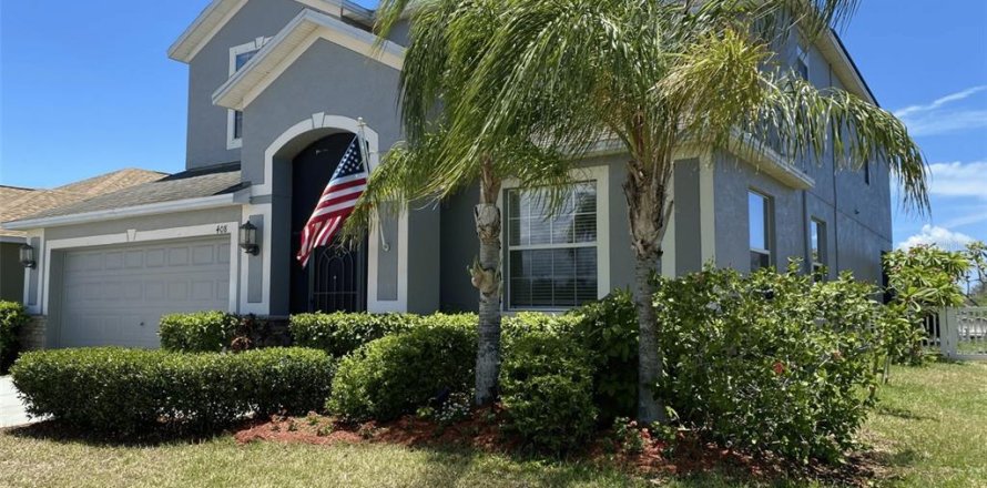 Villa ou maison à Ruskin, Floride 5 chambres, 300.26 m2 № 2230972