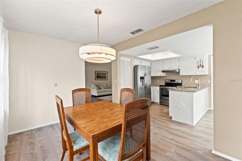 House in Spring Hill, Florida 2 bedrooms, 133.22 sq.m. № 1815867 - photo 10