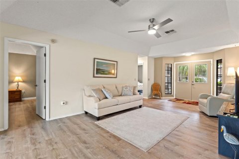 House in Spring Hill, Florida 2 bedrooms, 133.22 sq.m. № 1815867 - photo 15