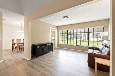 House in Spring Hill, Florida 2 bedrooms, 133.22 sq.m. № 1815867 - photo 8