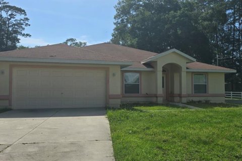 House in Ocala, Florida 3 bedrooms, 193.79 sq.m. № 2211512