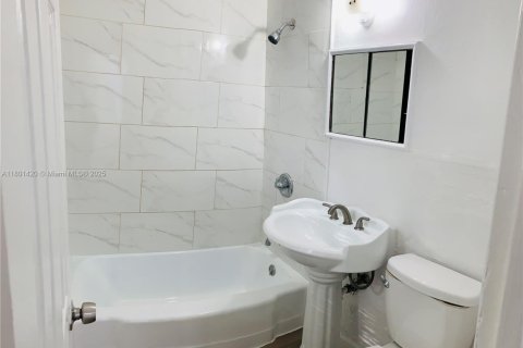 Appartement à louer à Miami, Floride: 1 chambre, 67.08 m2 № 1683483 - photo 9