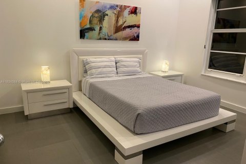 Appartement à louer à Miami Beach, Floride: 2 chambres, 84.54 m2 № 1813916 - photo 11