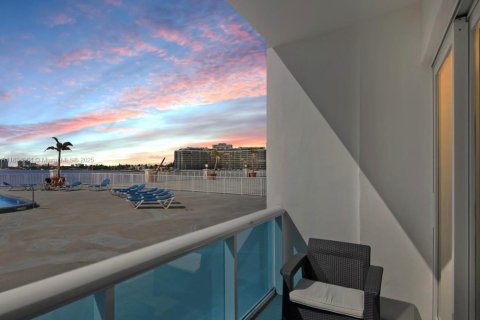 Appartement à louer à Miami Beach, Floride: 2 chambres, 84.54 m2 № 1813916 - photo 4