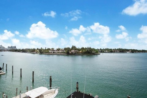 Appartement à louer à Miami Beach, Floride: 2 chambres, 84.54 m2 № 1813916 - photo 16