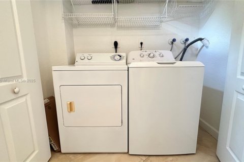 Adosado en venta en Plantation, Florida, 3 dormitorios, 134.24 m2 № 1954894 - foto 24