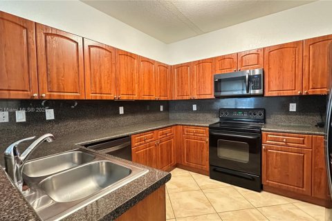 Adosado en venta en Plantation, Florida, 3 dormitorios, 134.24 m2 № 1954894 - foto 9