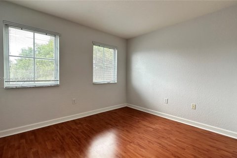 Adosado en venta en Plantation, Florida, 3 dormitorios, 134.24 m2 № 1954894 - foto 20