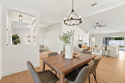 Casa en venta en Valrico, Florida, 4 dormitorios, 185.43 m2 № 2386722 - foto 11
