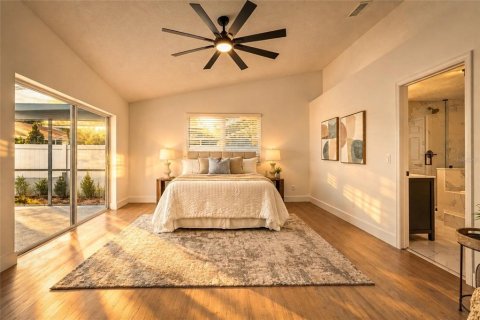 Casa en venta en Valrico, Florida, 4 dormitorios, 185.43 m2 № 2386722 - foto 2
