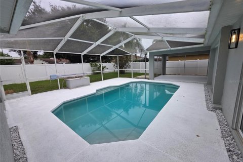 Casa en venta en Valrico, Florida, 4 dormitorios, 185.43 m2 № 2386722 - foto 4