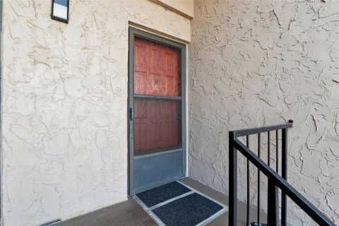 Condo in Casselberry, Florida, 1 bedroom  № 2400281 - photo 7