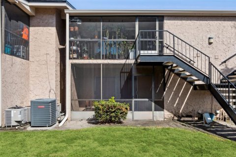Condo in Casselberry, Florida, 1 bedroom  № 2400281 - photo 29