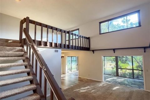 House in Lutz, Florida 4 bedrooms, 184.41 sq.m. № 2419827 - photo 17