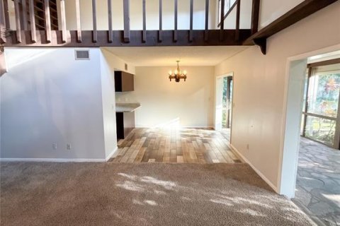 House in Lutz, Florida 4 bedrooms, 184.41 sq.m. № 2419827 - photo 18