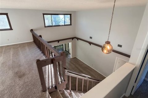 House in Lutz, Florida 4 bedrooms, 184.41 sq.m. № 2419827 - photo 30
