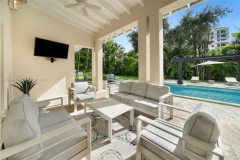 Купить виллу или дом в Майами, Флорида 4 спальни, 433.02м2, № 1991522 - фото 27