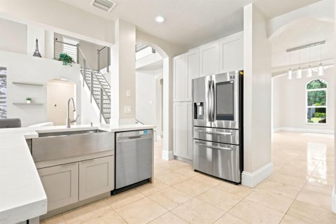 House in Weston, Florida 5 bedrooms, 342.44 sq.m. № 2086708 - photo 9