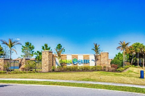 House in Fort Myers, Florida 3 bedrooms, 227.15 sq.m. № 2151793 - photo 2
