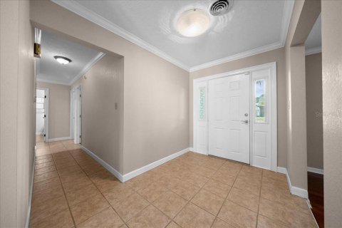 House in Ocala, Florida 3 bedrooms, 230.21 sq.m. № 2112341 - photo 3