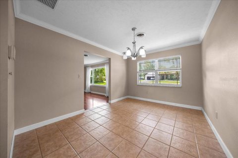 House in Ocala, Florida 3 bedrooms, 230.21 sq.m. № 2112341 - photo 11