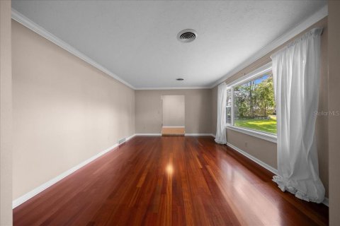 House in Ocala, Florida 3 bedrooms, 230.21 sq.m. № 2112341 - photo 4