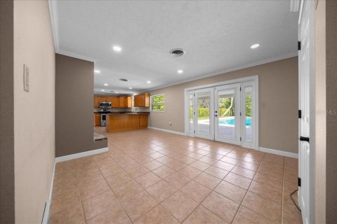 House in Ocala, Florida 3 bedrooms, 230.21 sq.m. № 2112341 - photo 16