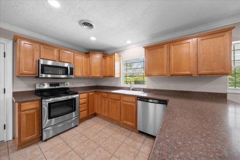 House in Ocala, Florida 3 bedrooms, 230.21 sq.m. № 2112341 - photo 8