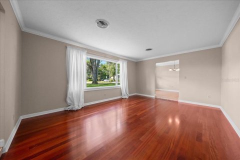 House in Ocala, Florida 3 bedrooms, 230.21 sq.m. № 2112341 - photo 5