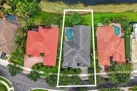 Villa ou maison à vendre à Weston, Floride: 6 chambres, 280.94 m2 № 2285979 - photo 3